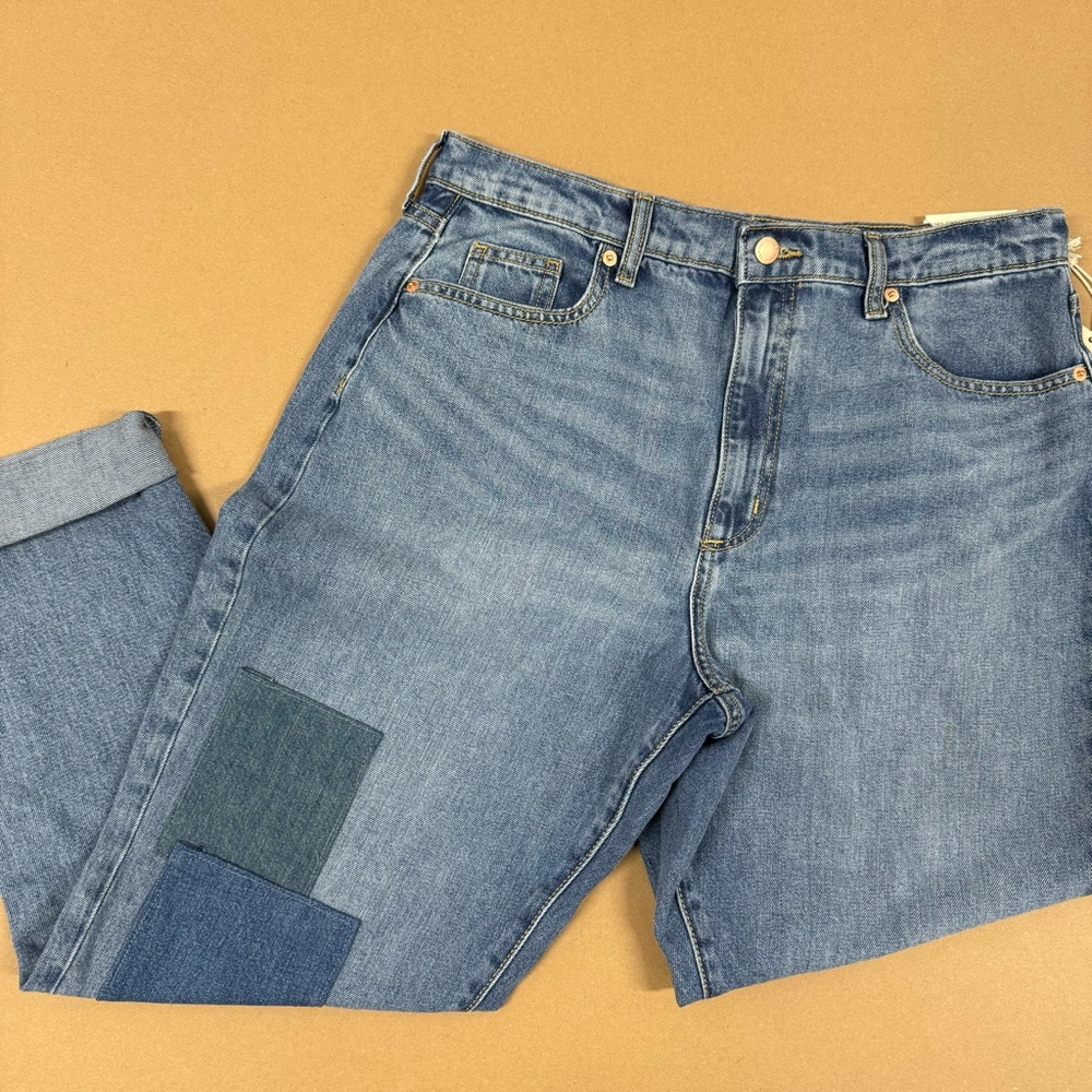 UT HIGH RISE PATCHES BOYFRIEND JEANS - Picture 4 of 9